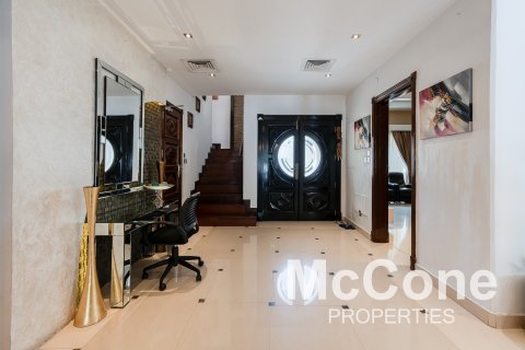 Villa de 5 chambres à Meadows 1, UAE No. 74331 8