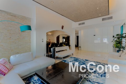 Villa de 5 chambres à Meadows 1, UAE No. 74331 5