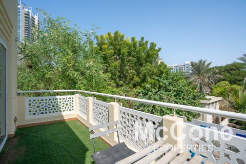 Villa de 5 chambres à Meadows 1, UAE No. 74331 29