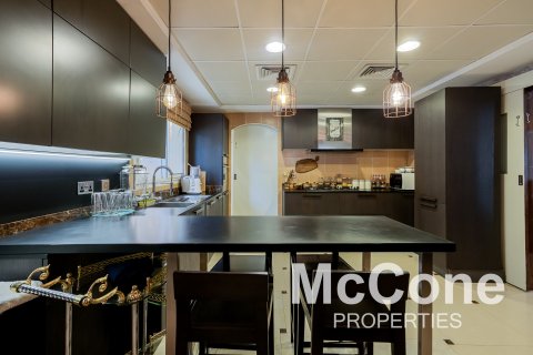Villa de 5 chambres à Meadows 1, UAE No. 74331 11