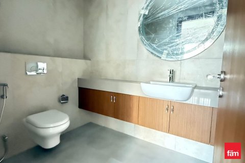 2 bedrooms Apartment in Dubai Studio City, UAE No. 143354 22