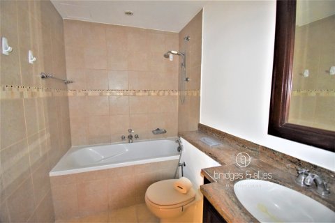 Квартира с 1 спальней в Old Town, ОАЭ №145856 14