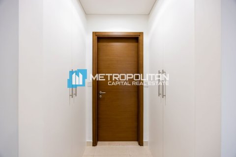 1 bedroom Apartment on the Yas Island, UAE No. 148849 11