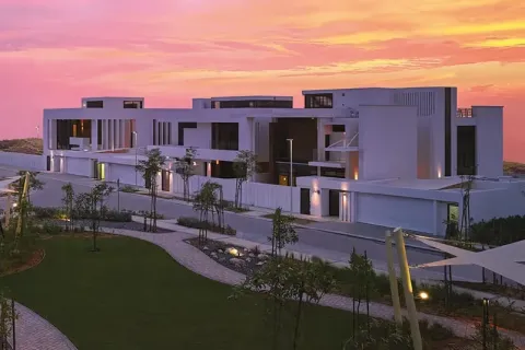 4 bedrooms Land in Dubai, UAE No. 166104 3