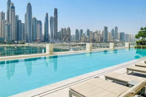 Apartment de 2 dormitorios en EMAAR Beachfront, UAE No. 142063 17