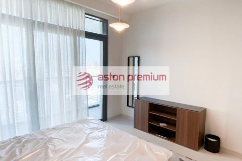 Apartment de 2 dormitorios en EMAAR Beachfront, UAE No. 142063 9