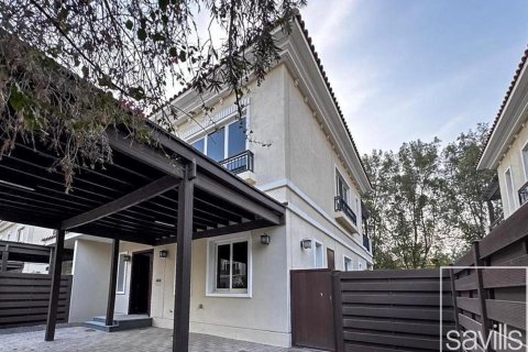 3 bedrooms Villa in Dubai Land, UAE No. 136806 3