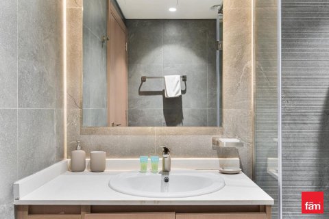 2 bedrooms Apartment in Dubai, UAE No. 163256 18