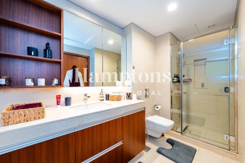 Apartment de 4 dormitorios en The Hills A, UAE No. 137594 5