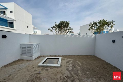 Таунхаус с 4 спальнями в Дубай, ОАЭ №141293 12