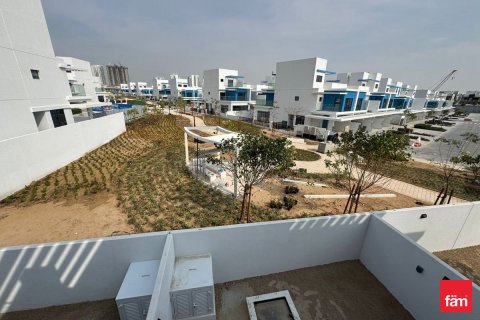 Таунхаус с 4 спальнями в Дубай, ОАЭ №141293 8