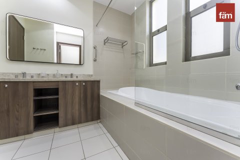 4 غرف نوم تاون هاوس رقم 126726 8