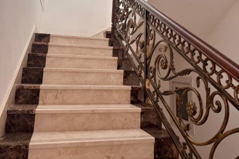 5 bedrooms Villa in Umm Suqeim, UAE No. 144972 14