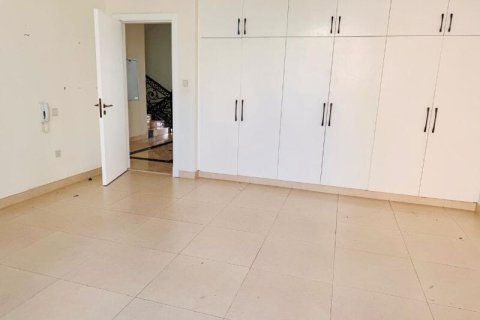 5 bedrooms Villa in Umm Suqeim, UAE No. 144972 16