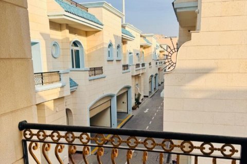 5 bedrooms Villa in Umm Suqeim, UAE No. 144972 17