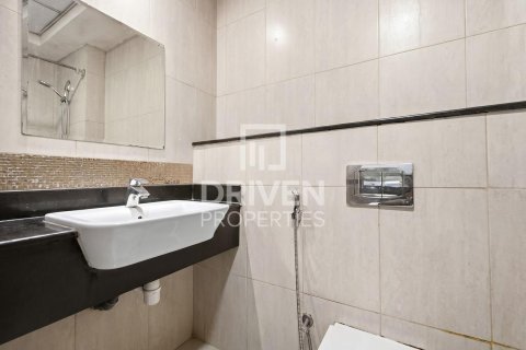 Studio Apartment in District 10, UAE No. 200386 5