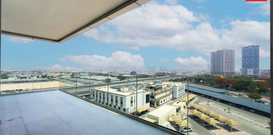 Appartement de 2 chambres à Dubai, UAE No. 87427