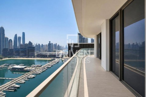 Appartement de 3 chambres à EMAAR Beachfront, UAE No. 201477 23