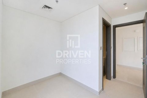 Appartement de 3 chambres à EMAAR Beachfront, UAE No. 201477 6