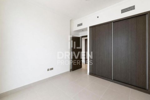 Appartement de 3 chambres à EMAAR Beachfront, UAE No. 201477 11