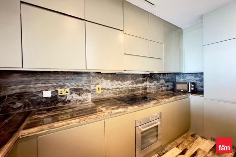 Квартира с 2 спальнями в Дубай Марина, ОАЭ №146224 11