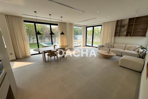 5 bedrooms Villa in Jumeirah Village Triangle, UAE No. 207803 4