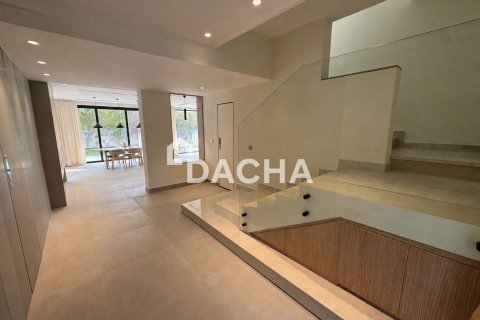 5 bedrooms Villa in Jumeirah Village Triangle, UAE No. 207803 3