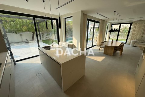 5 bedrooms Villa in Jumeirah Village Triangle, UAE No. 207803 8