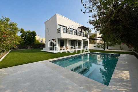 5 bedrooms Villa in Jumeirah Village Triangle, UAE No. 207803