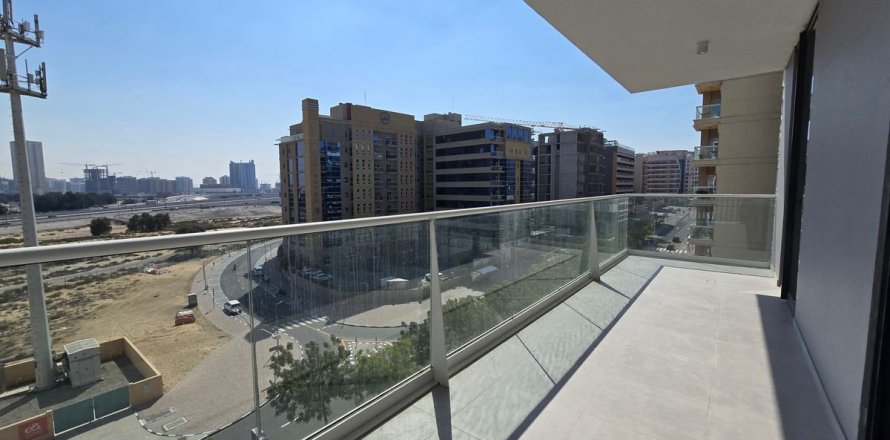 Квартира с 2 спальнями в Дубай, ОАЭ №146289