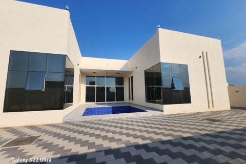 Villa de 4 dormitorios  No. 123846 4