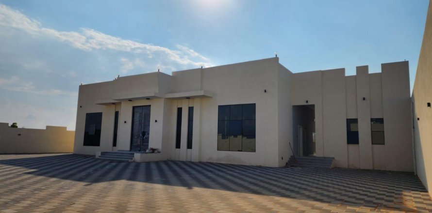 Villa de 4 dormitorios  No. 123846