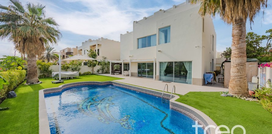Villa de 5 chambres à Meadows, UAE No. 173417