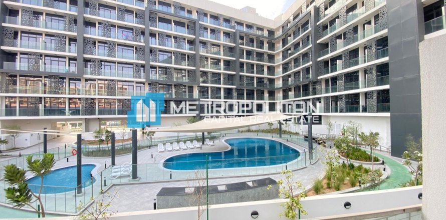 3 bedrooms Apartment in Masdar City, UAE No. 141866