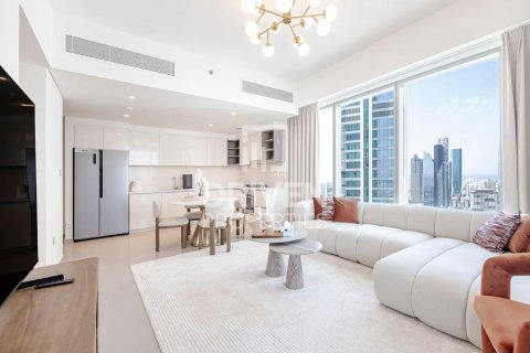 Apartment de 2 dormitorios en Downtown Views II, UAE No. 85428 7