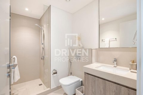 Apartment de 2 dormitorios en Downtown Views II, UAE No. 85428 5