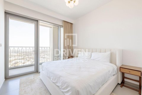 Apartment de 2 dormitorios en Downtown Views II, UAE No. 85428 9