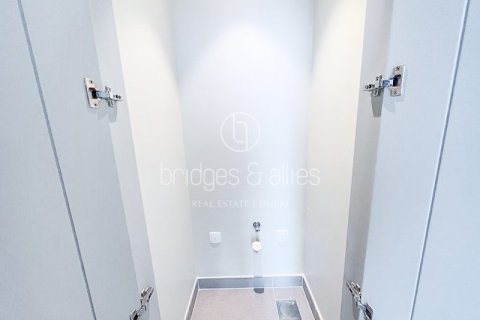 Квартира с 3 спальнями  №131742 17