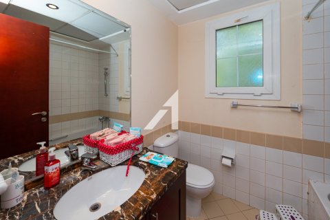 Townhouse de 3 chambres  No. 111816 17
