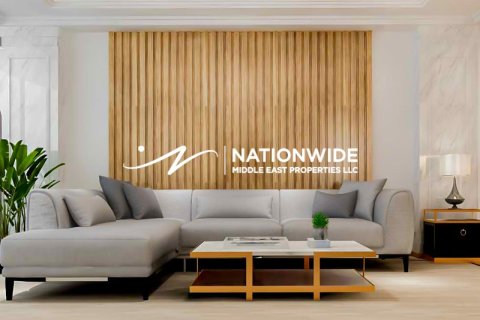 3 bedrooms Apartment in Abu Dhabi, UAE No. 105879 5