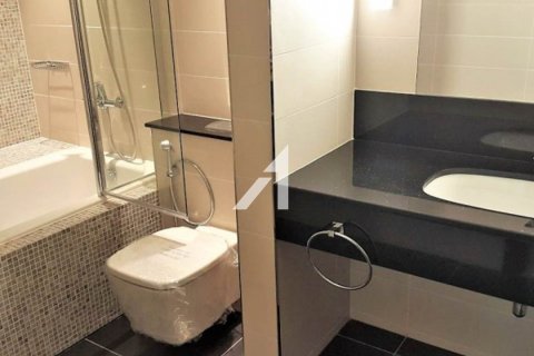 2 bedrooms Duplex in Central Park Tower, UAE No. 144876 12