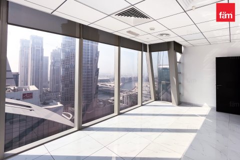 176.6مربع، مكتب في الخليج التجاري, الإمارات العربية المتحدة رقم 115292 8