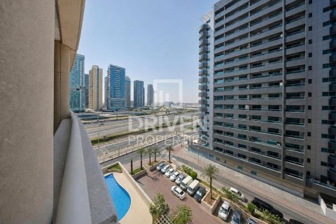 Квартира с 1 спальней в Dream Towers, ОАЭ №209387 13