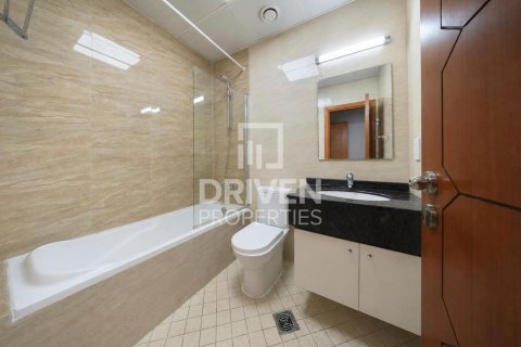 Квартира с 1 спальней в Dream Towers, ОАЭ №209387 12