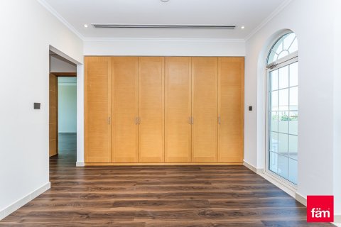 Вилла с 4 спальнями в Дубай, ОАЭ №147638 22