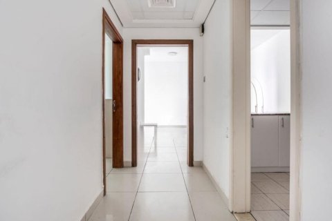 1 bedroom Apartment in Marina Pinnacle, UAE No. 185022 3