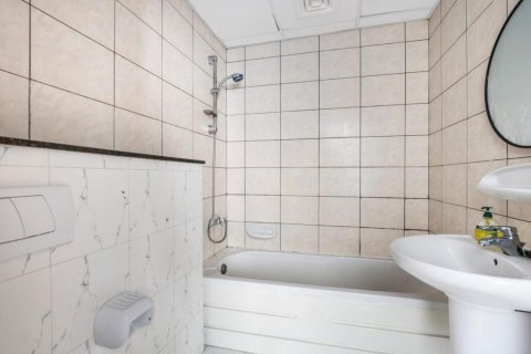 1 bedroom Apartment in Marina Pinnacle, UAE No. 185022 5