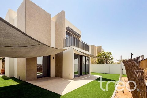 Villa de 4 dormitorios en Dubai South (Dubai World Central), UAE No. 174113 3