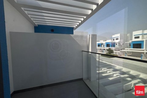 Вилла с 4 спальнями в Дубай, ОАЭ №141231