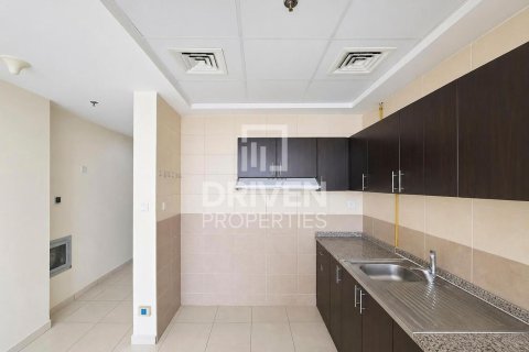 Apartment de 2 dormitorios en Majan, UAE No. 209816 14